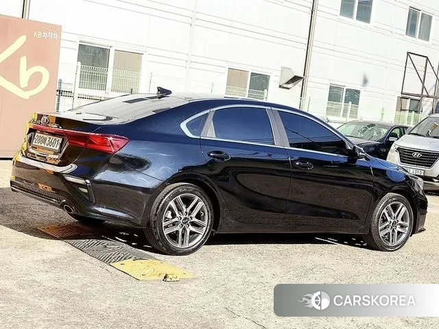 Kia Come New K3 id 3499322 из Кореи 14