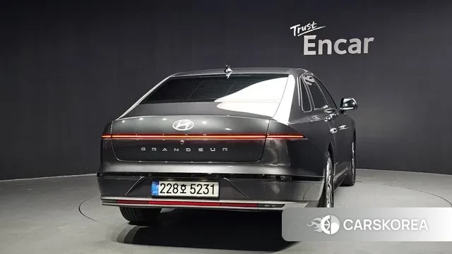 Hyundai Grandeur (GN7) id 3706438 из Кореи 14