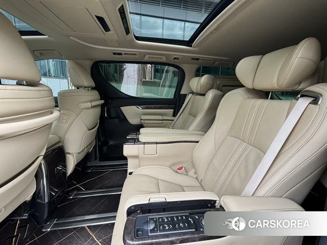 Toyota Elfa id 4290995 из Китая 9