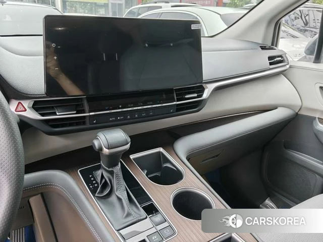 Toyota Saina id 4329245 из Китая 7