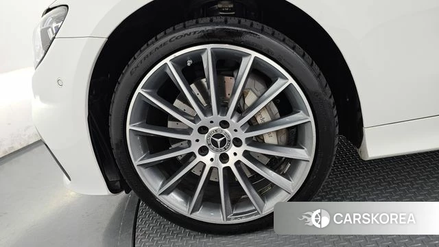 Mercedes-Benz E-Class W213 id 4676817 из Кореи 24