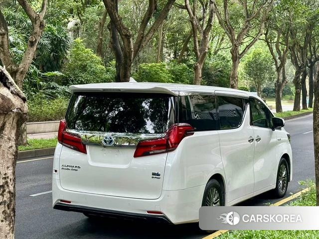 Toyota Elfa id 4365955 из Китая 12