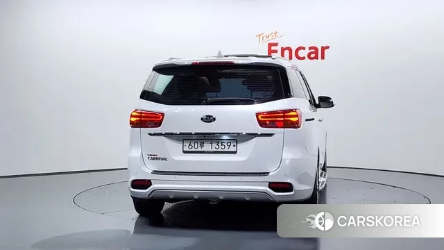 Kia The New Carnival id 3455175 из Кореи 14