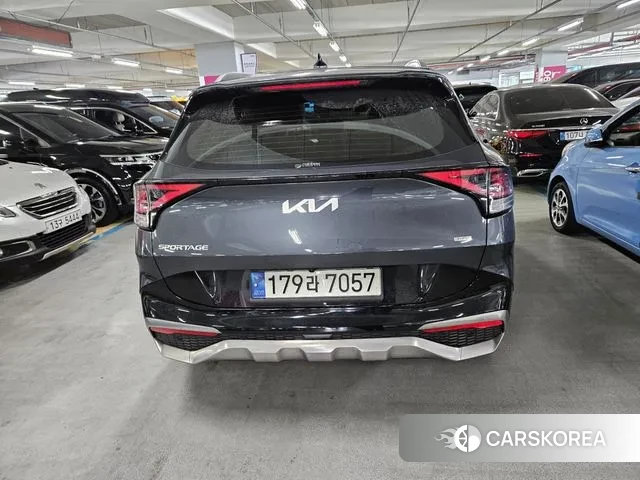 Kia Sportage 5th Generation Hybrid 2021 Серый из Кореи, фото 5