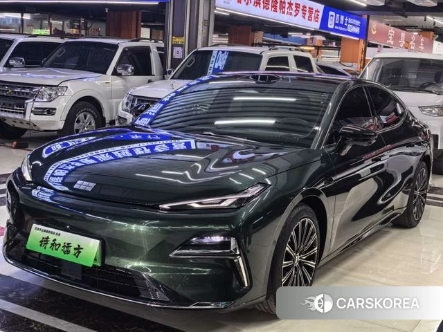 Geely Galaxy Galaxy Sparkle 8 PHEV id 3944979 из Китая 14
