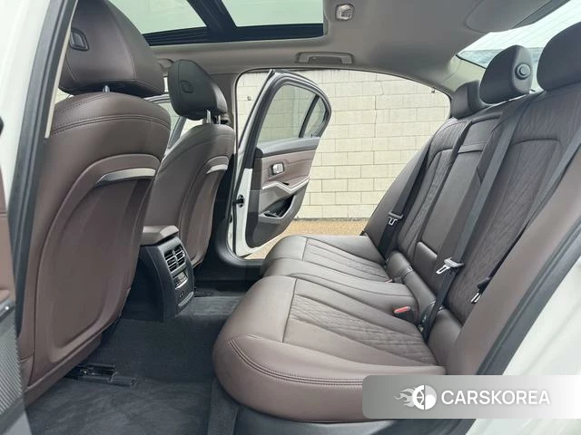 BMW i3 id 4393893 из Китая 10