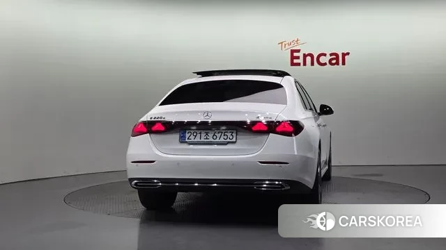 Mercedes-Benz E-Class W214 id 3426244 из Кореи 14