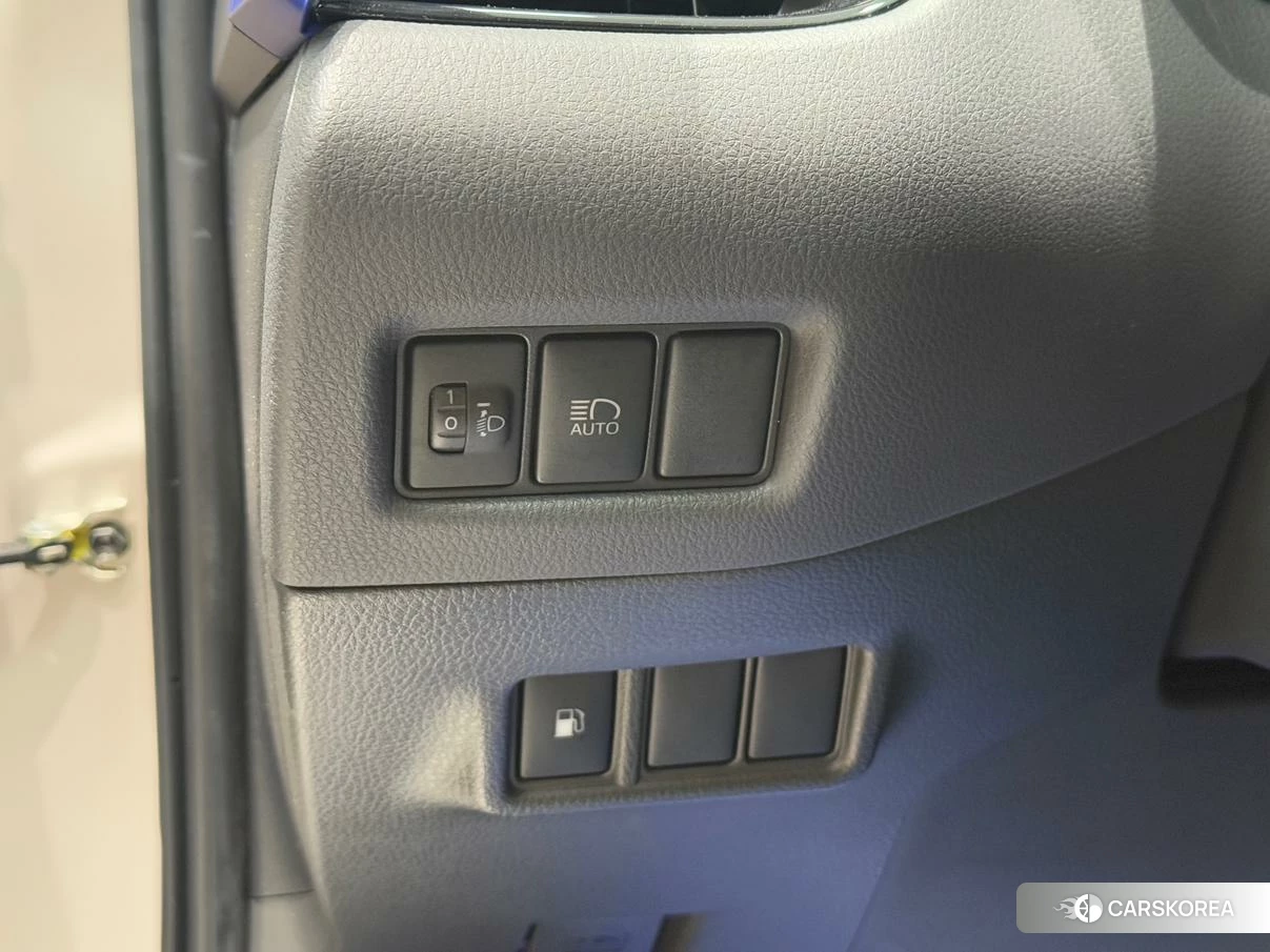 Toyota C-HR id 4454740 из Китая 29