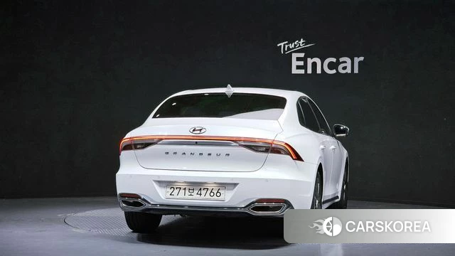 Hyundai The New Grandeur IG id 4383441 из Кореи 14