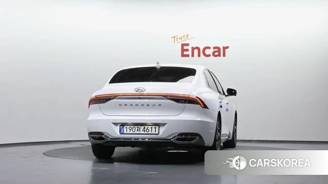 Hyundai The New Grandeur IG Hybrid id 4625214 из Кореи 29