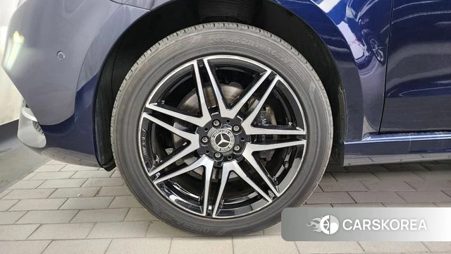 Mercedes-Benz V-Class id 3884057 из Кореи 14