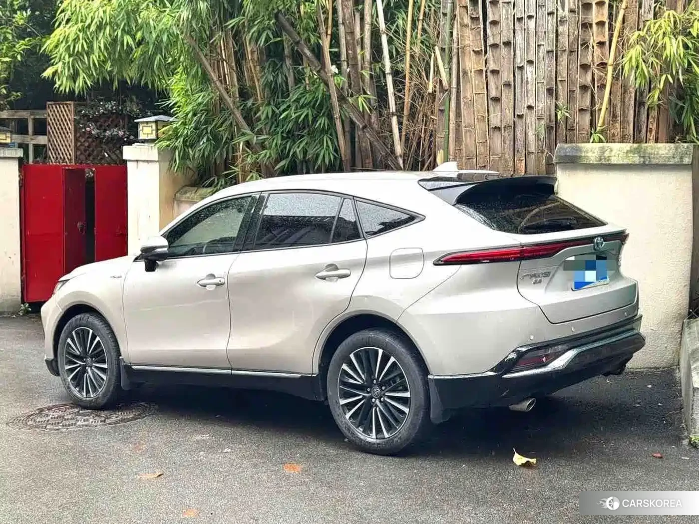 Toyota Venza 2022 Silver/gray из Китая, фото 4