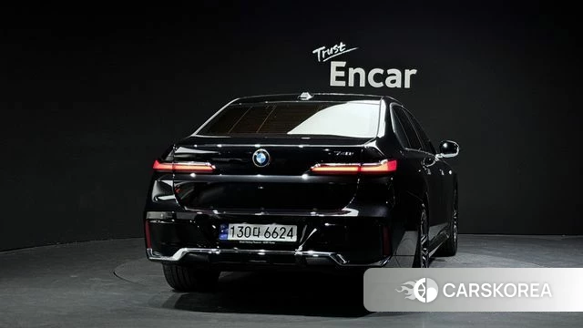 BMW 7 Series (G70) id 4571735 из Кореи 14