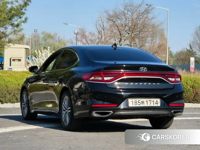 Hyundai Grandeur IG id 3924773 из Кореи 14