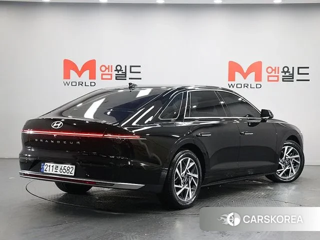 Hyundai Grandeur (GN7) id 3764176 из Кореи 13