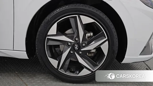 Hyundai Avante (CN7) id 3691481 из Кореи 14