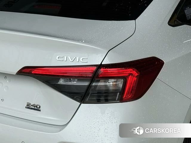 Honda Civic id 4261997 из Китая 16