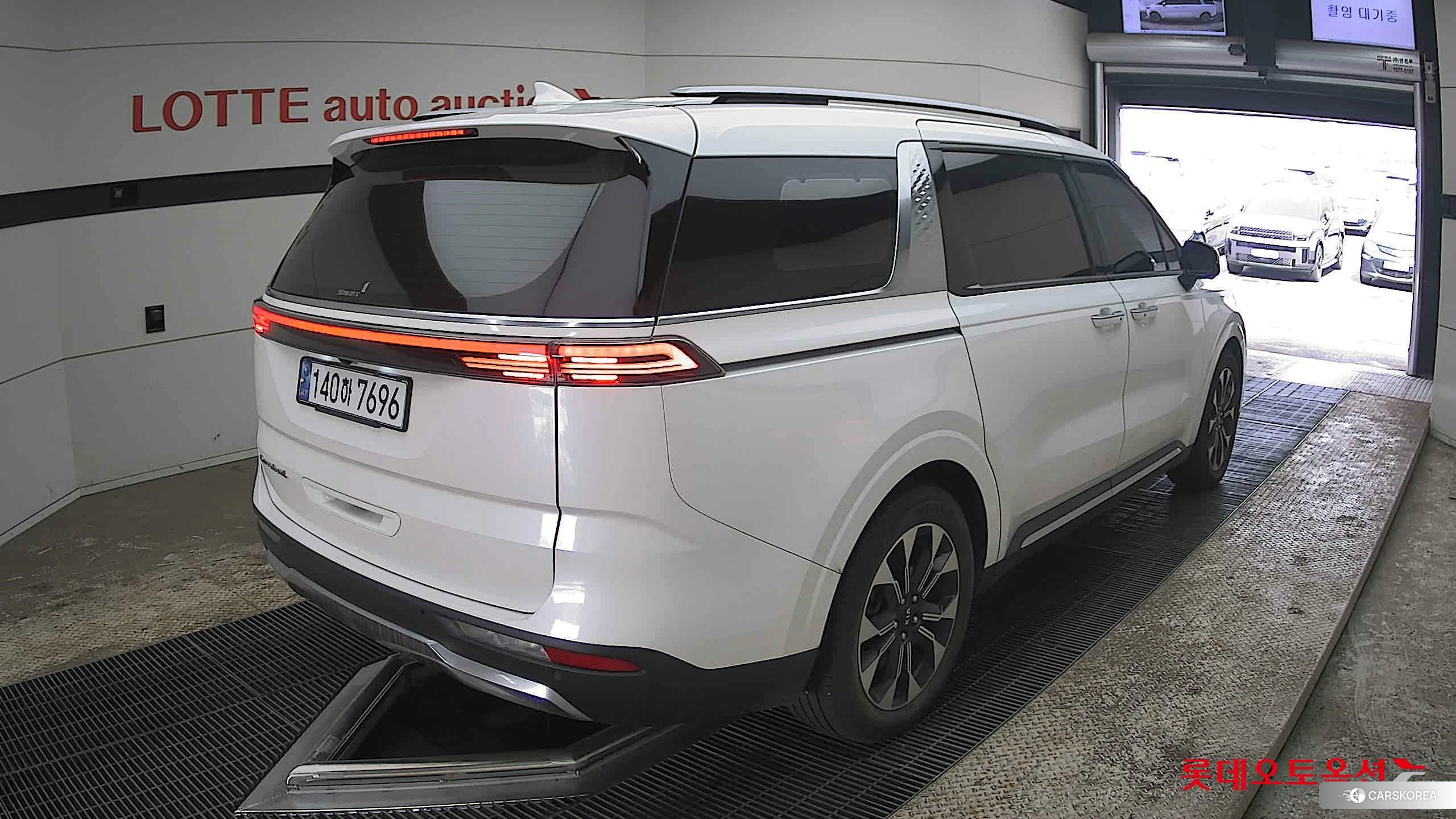 Kia Carnival id 3888395 из Кореи 30