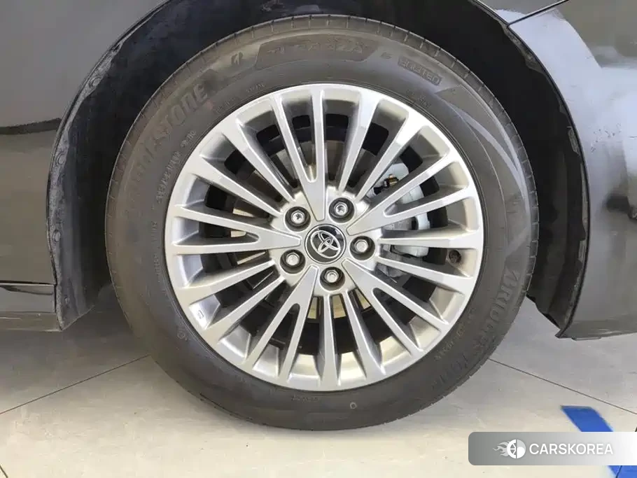 Toyota Camry id 4622436 из Китая 10