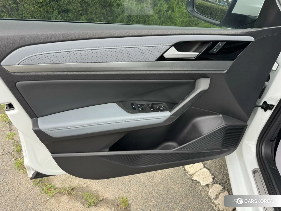 Volkswagen Lavida id 4486231 из Китая 14