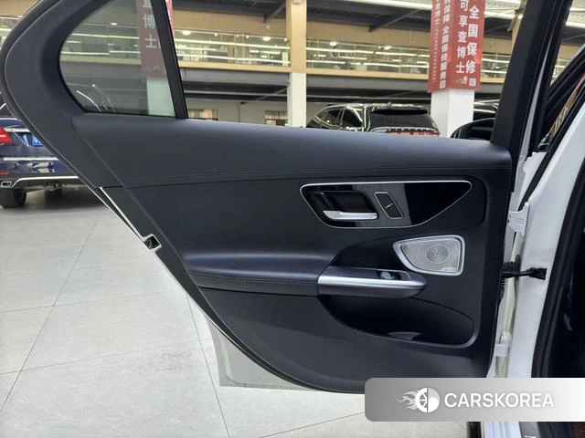 Mercedes-Benz Class C id 4274253 из Китая 9