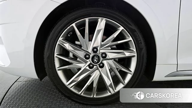 Hyundai The New Grandeur IG id 4309890 из Кореи 30