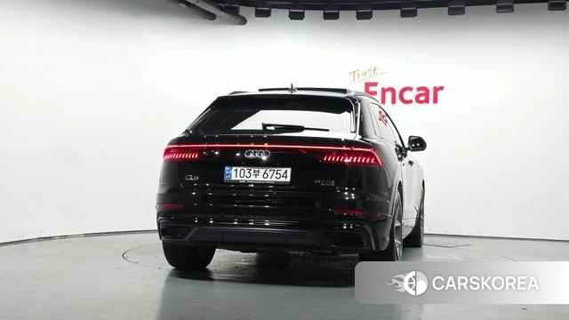Audi Q8 (4M) id 4602702 из Кореи 14
