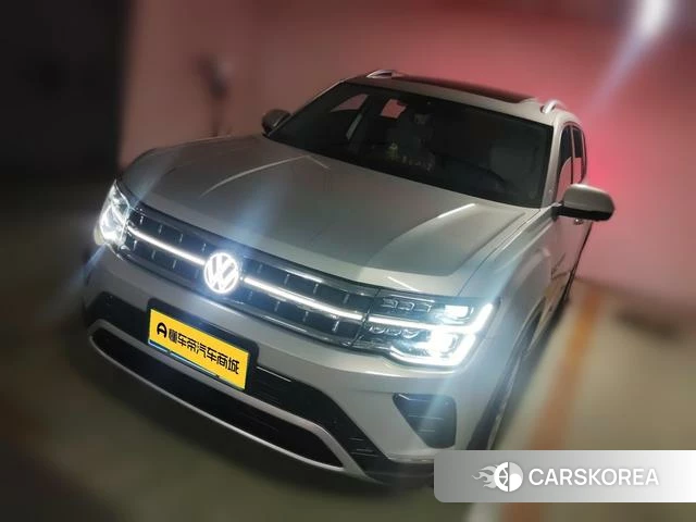 Volkswagen Tourang 2021 Серебристо-серый из Китая, фото 4