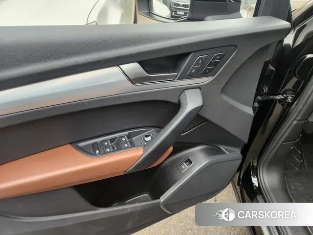 Audi Q5 (FY) 2021 Черный из Кореи, фото 4