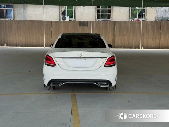 Mercedes-Benz Class C 2021 Белый из Китая, фото 4