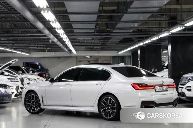 BMW 7 Series (G11) id 3844216 из Кореи 14