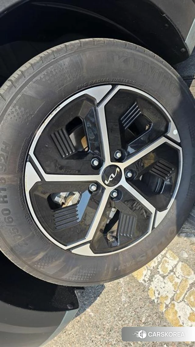 Kia Di Ol Nu Niro id 4480412 из Кореи 8