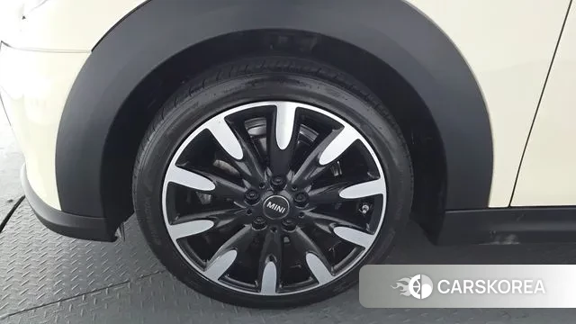 Mini Cooper Convertible id 3764921 из Кореи 14