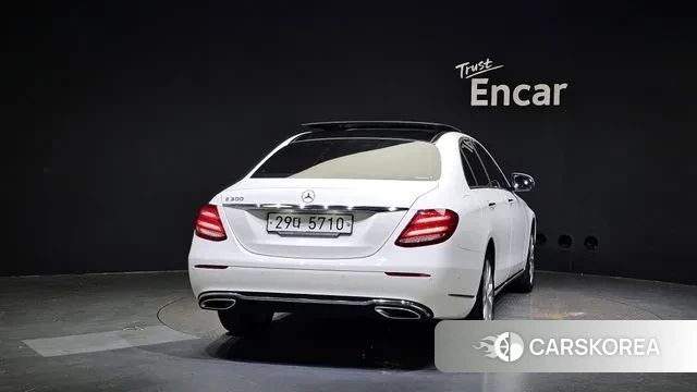 Mercedes-Benz E-Class W213 id 3214978 из Кореи 14