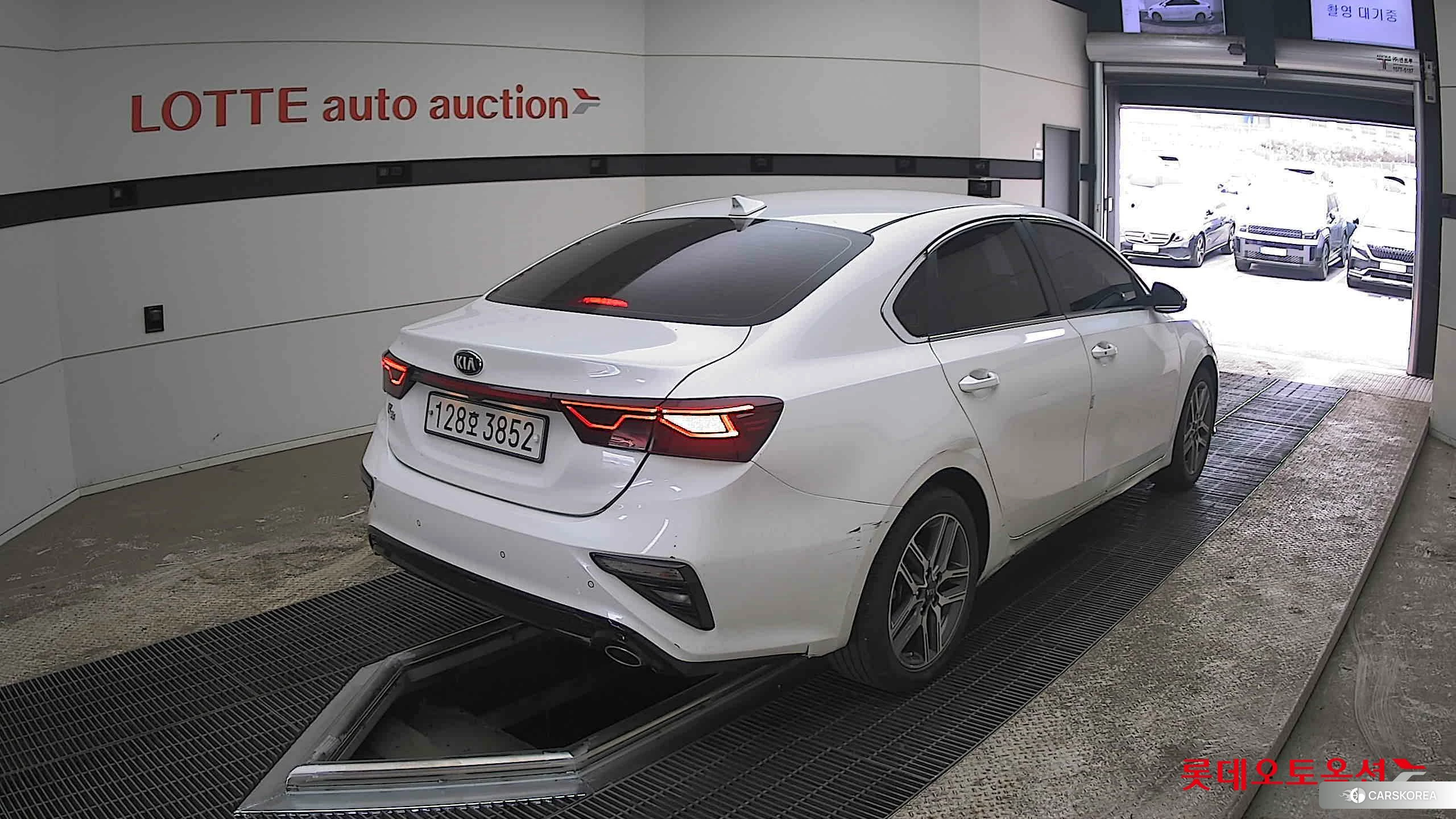 Kia K3 id 3869398 из Кореи 31