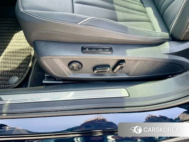 Volkswagen Passat id 4263831 из Китая 24