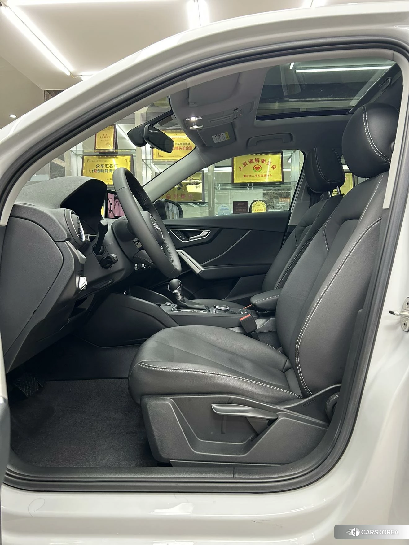 Audi Q2L id 4513545 из Китая 12