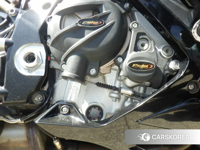 Engine photo