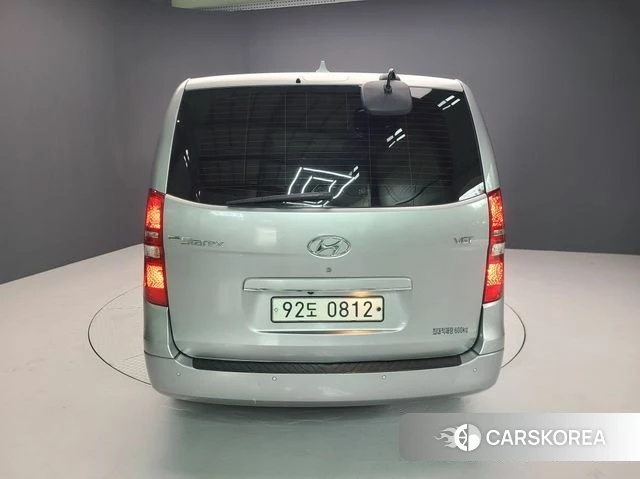 Hyundai The New Grand Starex id 4568224 из Кореи 13