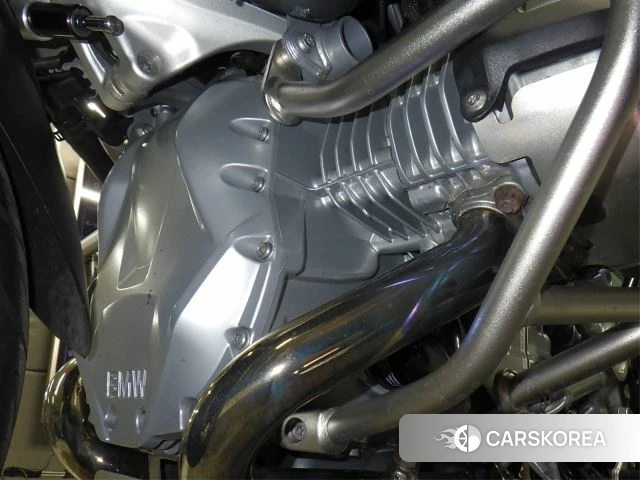 Engine photo