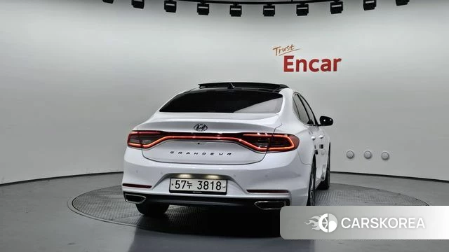 Hyundai Grandeur IG id 4424937 из Кореи 14