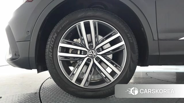 Volkswagen Tiguan Allspace id 4579217 из Кореи 28