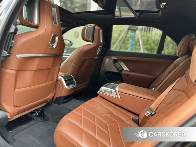 BMW 7 series id 4271780 из Китая 34