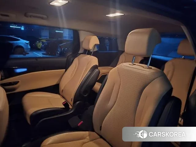 Kia Carnival 4th generation 2021 Серый из Кореи, фото 4