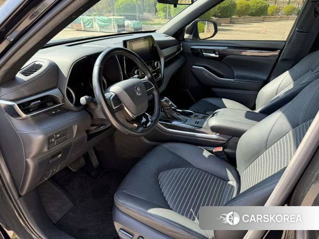 Toyota Crown Lufang 2022 Черный из Китая, фото 4