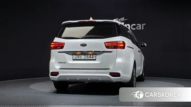 Kia The New Carnival id 4225583 из Кореи 14