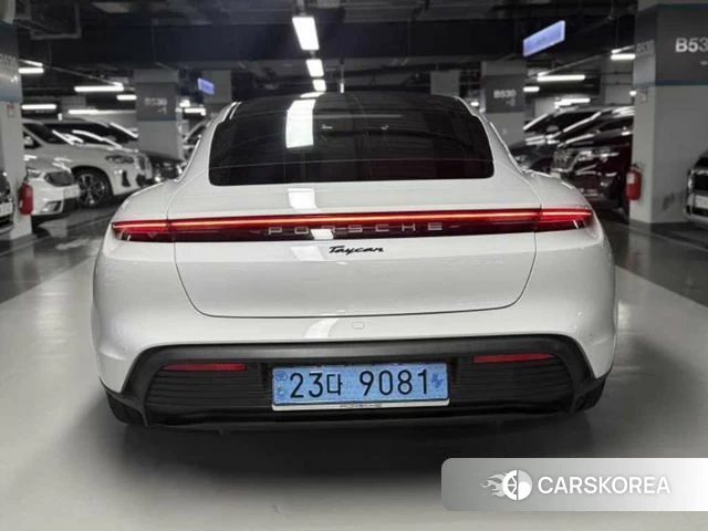 Porsche Taycan id 3934939 из Кореи 13