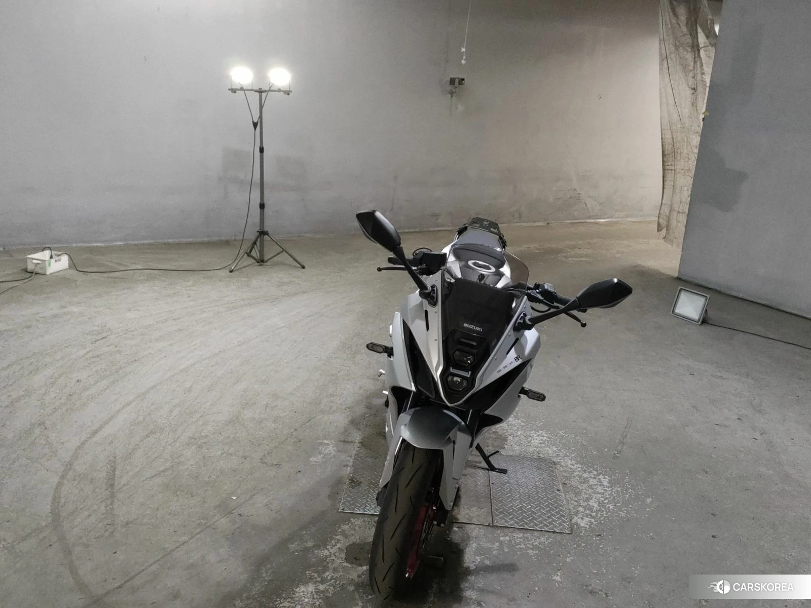 Проданный Suzuki GSX-8R id 4206198 из Японии, фото 4