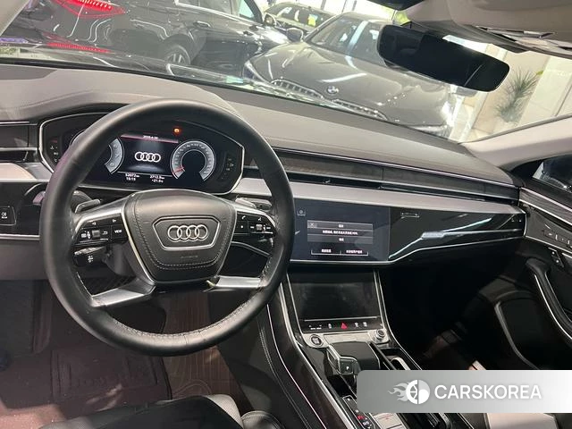 Audi A8 2023 Черный из Китая, фото 4