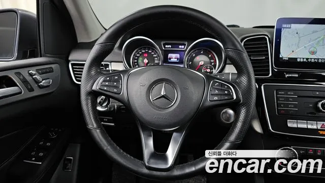 Mercedes-Benz GLE - Class W166 id 2697212 из Кореи 14